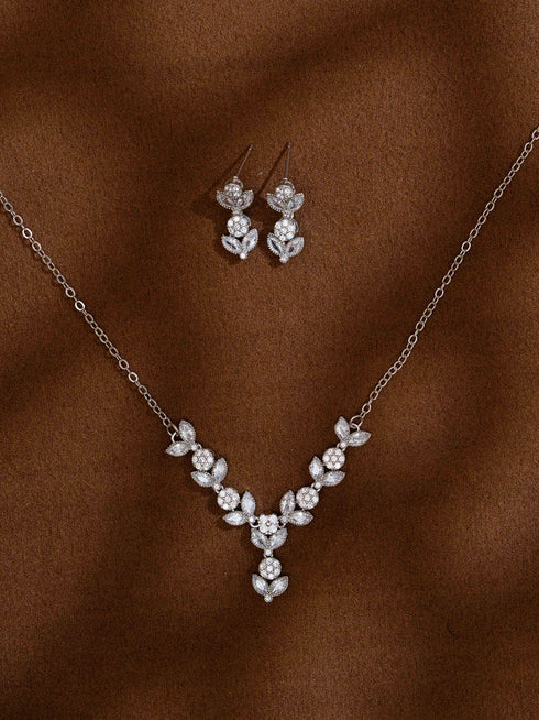 Zeraki Jewels Taruni Silver Necklace Set