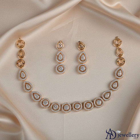 Teardrop Royale Necklace Set