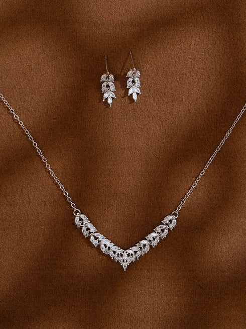 Zeraki Jewels Tiyana Silver Necklace Set