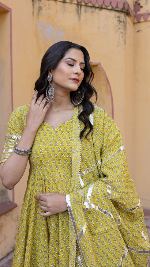 Pomcha Jaipur Yellow Booti Gotta Jaal Cotton Anarkali Set