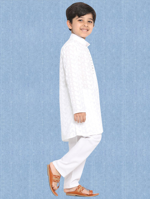 Vastramay White Pure Cotton Chikankari Siblings Set