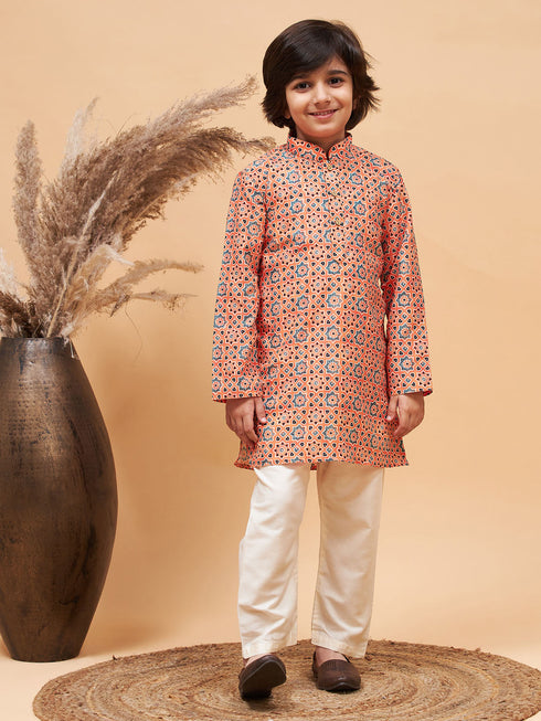 Vastramay Boy's Orange Printed Kurta And Cream Pyjama Set