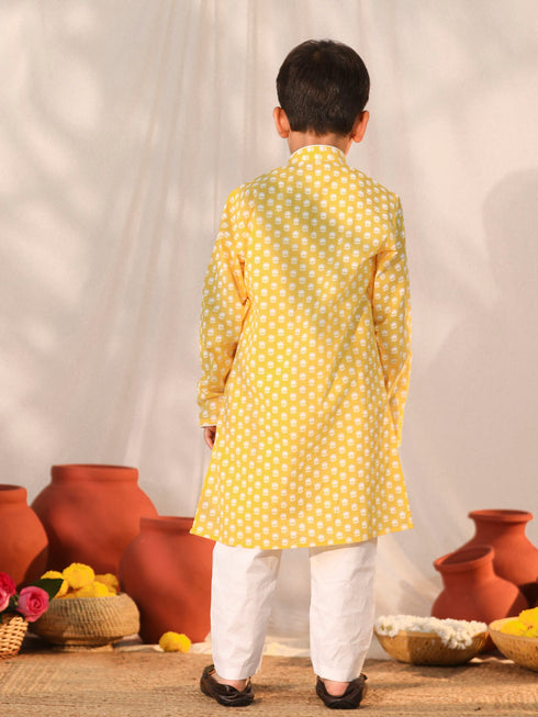 Vastramay Boy's Yellow Kurta Pyjama Set