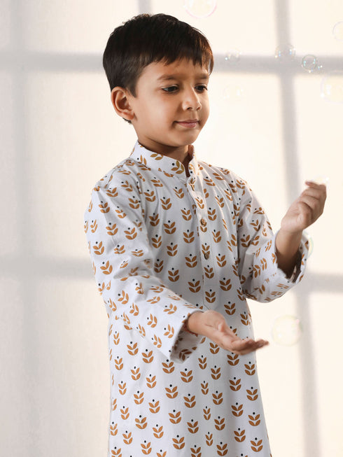Vastramay Boy's White Kurta