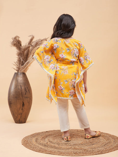 Vastramay Yellow Cotton Blend Floral Print Kurta Pyjama Sibling Set