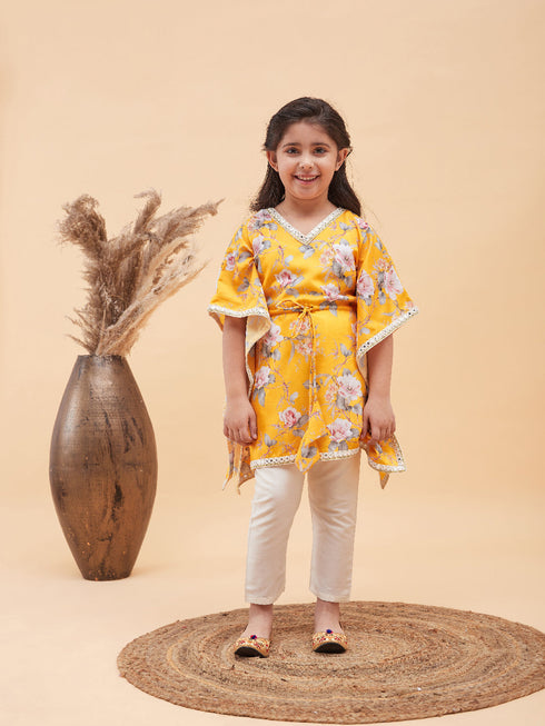 Vastramay Yellow Cotton Blend Floral Print Kurta Pyjama Sibling Set
