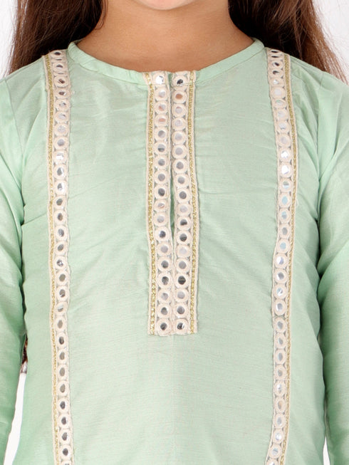 Vastramay Mint Green Color Viscose Kurta Pyjama Siblings Set
