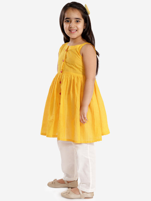 Vastramay Yellow Handloom Cotton Striped Siblings Set