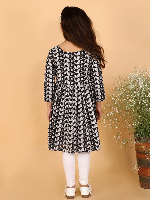 Vastramay Black Pure Cotton Chikankari Siblings Set
