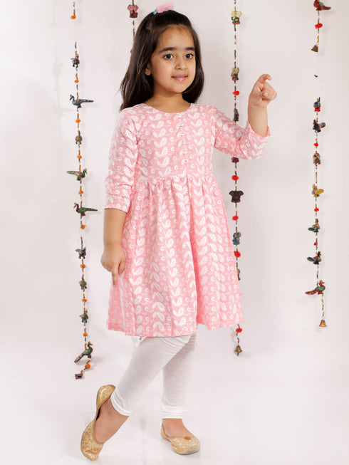 Vastramay Girls' Pink Pure Cotton Chikankari Kurta With Leggings