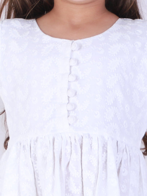 Vastramay White Pure Cotton Chikankari Siblings Set