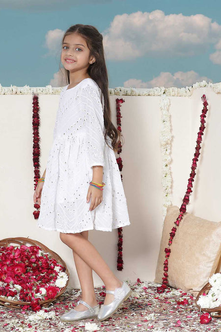 VASTRAMAY Girl's White Mirror Kurta