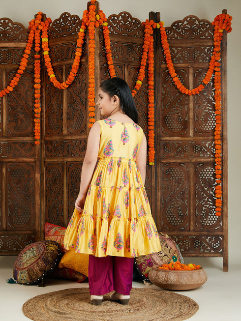 Vastramay Girls' Yellow And Pink Ethnic Kurta Pant Set