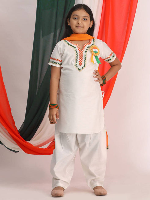 VASTRAMAY Girls Republic Day Special White Kurta Salwar Set