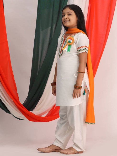 VASTRAMAY Girls Republic Day Special White Kurta Salwar Set