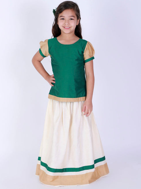 VASTRAMAY Green And Cream South Collection Sibling Set