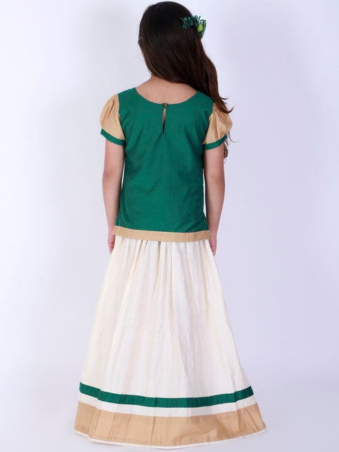 VASTRAMAY Green And Cream South Collection Sibling Set