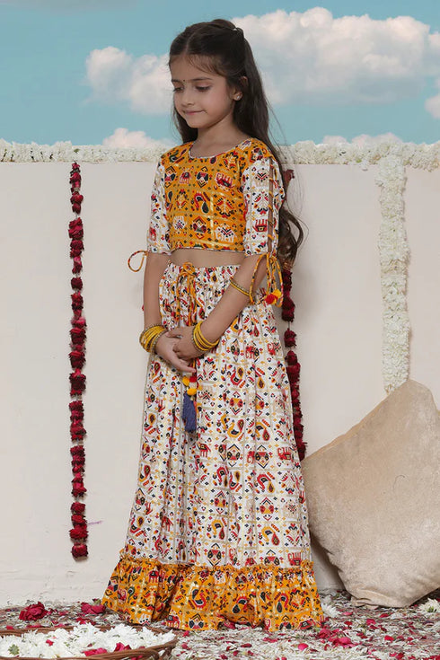 VASTRAMAY Girls' Yellow And Cream Patola Print Lehenga Set