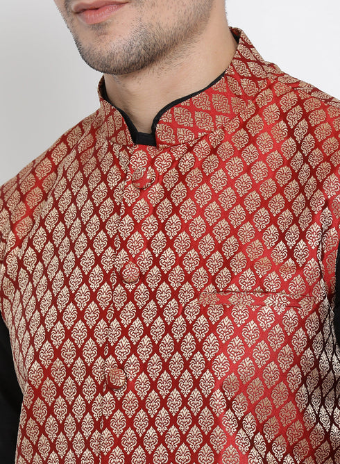 VM BY VASTRAMAY Men's Maroon Silk Blend Jacket With Kurta Pyjama Set