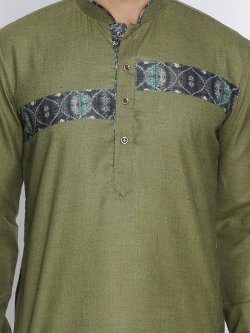 Vastramay Men's Green Cotton Blend Kurta