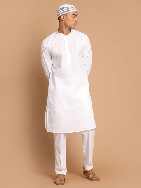 Vastramay Men's White Kurta And Pajama Set With Islamic Prayer Cap