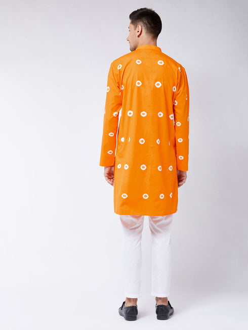 Vastramay Men's Orange And White Bandhni Print Cotton Kurta And Pant Style Cotton Pyjama Set