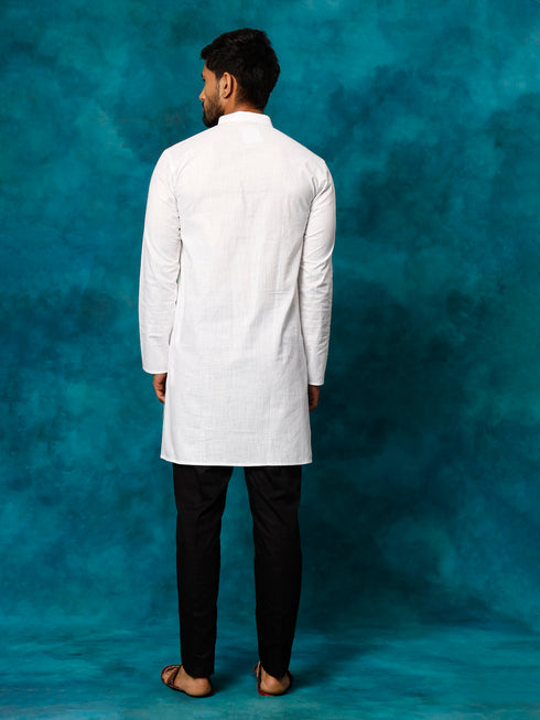 Vastramay Men's White Cotton Blend Kurta Pyjama Set