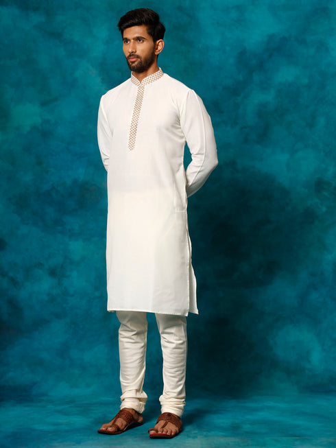 Vastramay Men's Cream Cotton Blend Kurta Pyjama Set