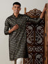 Vastramay Men's Black Foil Printed Kurta