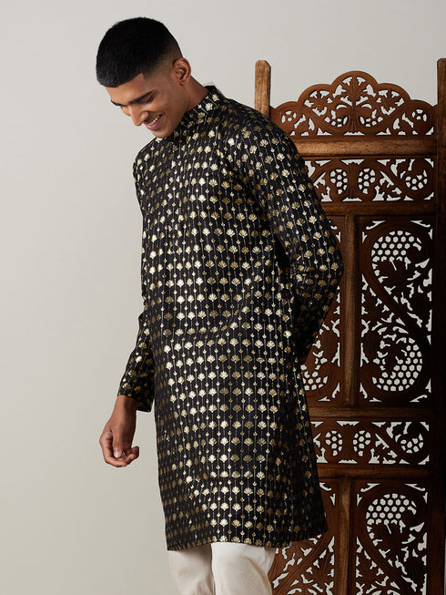 Vastramay Men's Black Foil Printed Kurta