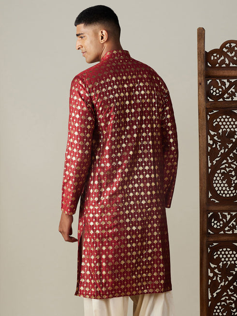 Vastramay Men's Maroon Foil Printed Kurta