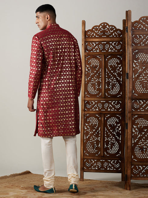 Vastramay Men's Maroon Foil Printed Kurta With Cream Pyjama Set