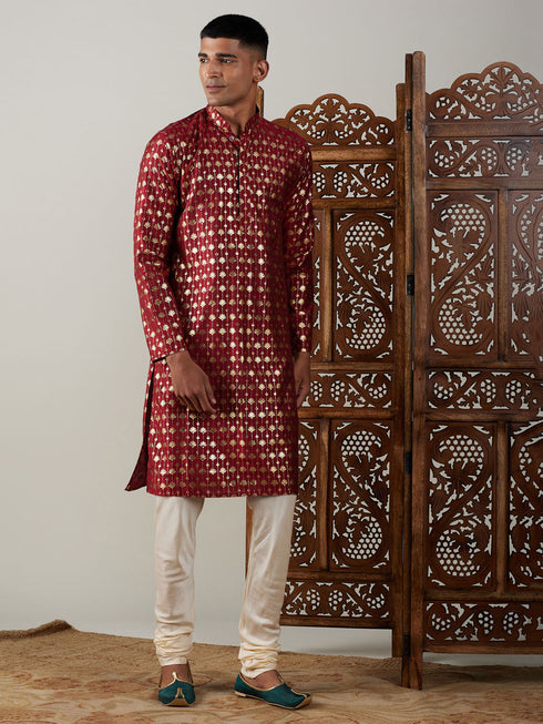 Vastramay Men's Maroon Foil Printed Kurta With Cream Pyjama Set