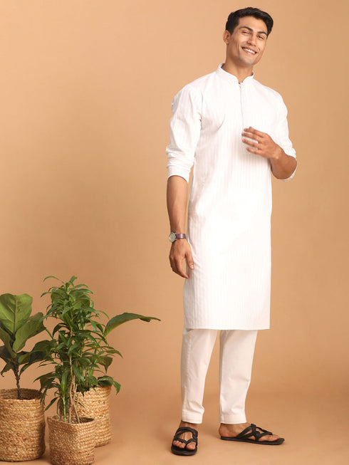 Vastramay Men's White Cotton Blend Solid Kurta with White Pant Set