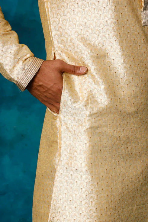 VASTRAMAY Men's Gold jacquard Kurta With Pyjama Set