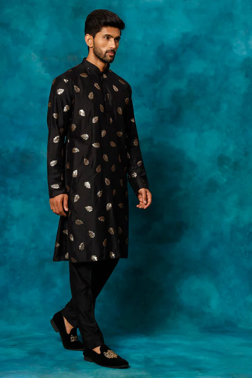 VASTRAMAY Men's Black Leaf Motif Embellished Kurta Pant Set