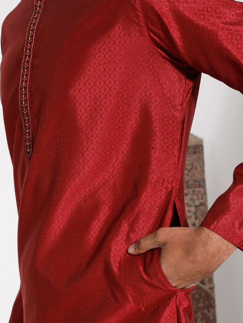 Vastramay Men's Maroon Silk Blend Kurta