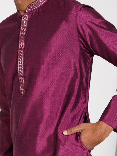 Vastramay Men's Purple Silk Blend Kurta