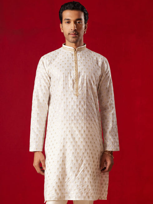 Vastramay Men's Cream Silk Blend Jacquard Kurta