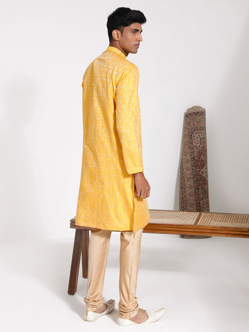 Vastramay Men's Yellow Silk Blend Kurta And Pyjama Set