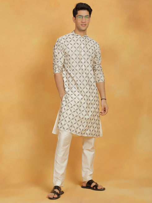 Vastramay Men's Cream Cotton Blend Kurta And Pyjama Set