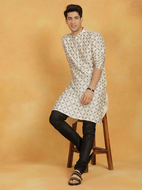 Vastramay Men's Cream And Black Cotton Blend Kurta And Pyjama Set