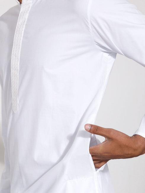 Vastramay Men's White Cotton Silk Kurta