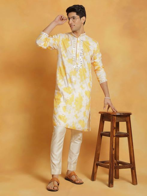 Vastramay Men's Yellow Cotton Blend Kurta