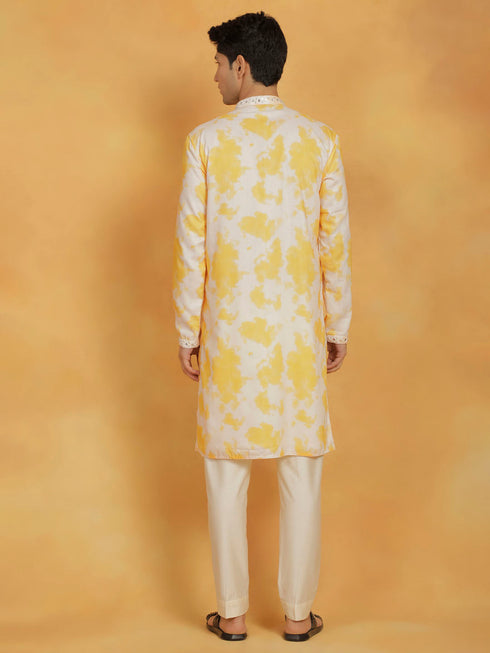 Vastramay Men's Yellow And Cream Cotton Blend Kurta And Pyjama Set