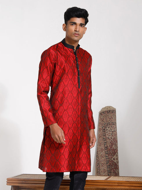 Vastramay Men's Maroon Silk Blend Kurta