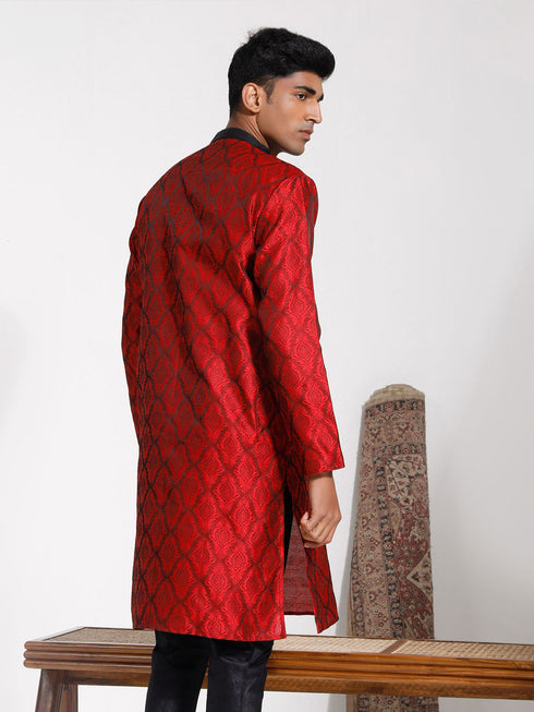Vastramay Men's Maroon Silk Blend Kurta