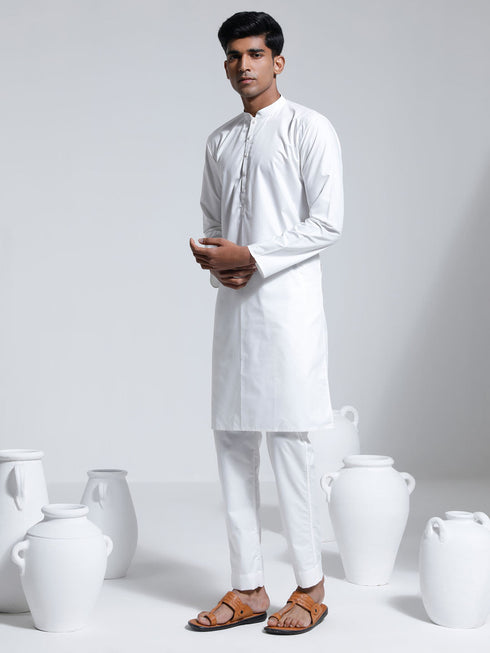 Vastramay Men's White Cotton Silk Kurta And Pyjama Set