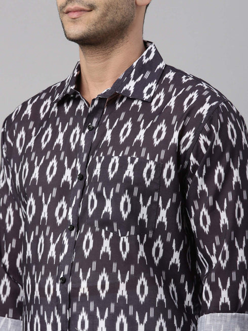 Vastramay Men's Black Ikkat Print Shirt And Mundu Set