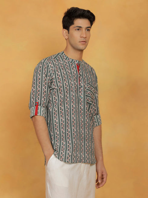 Vastramay Men's Green Cotton Short Kurta
